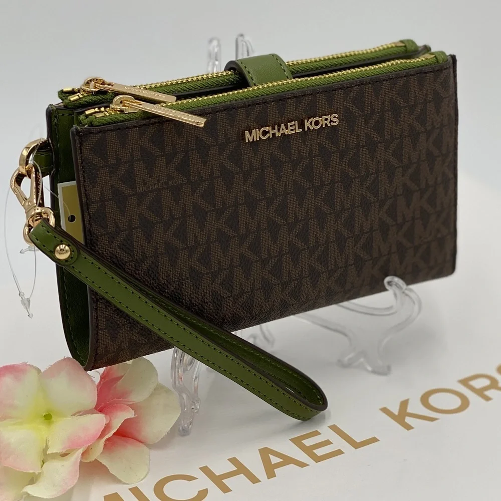 MICHAEL KORS LARGE DOUBLE ZIP WRISTLET EVERGREEN